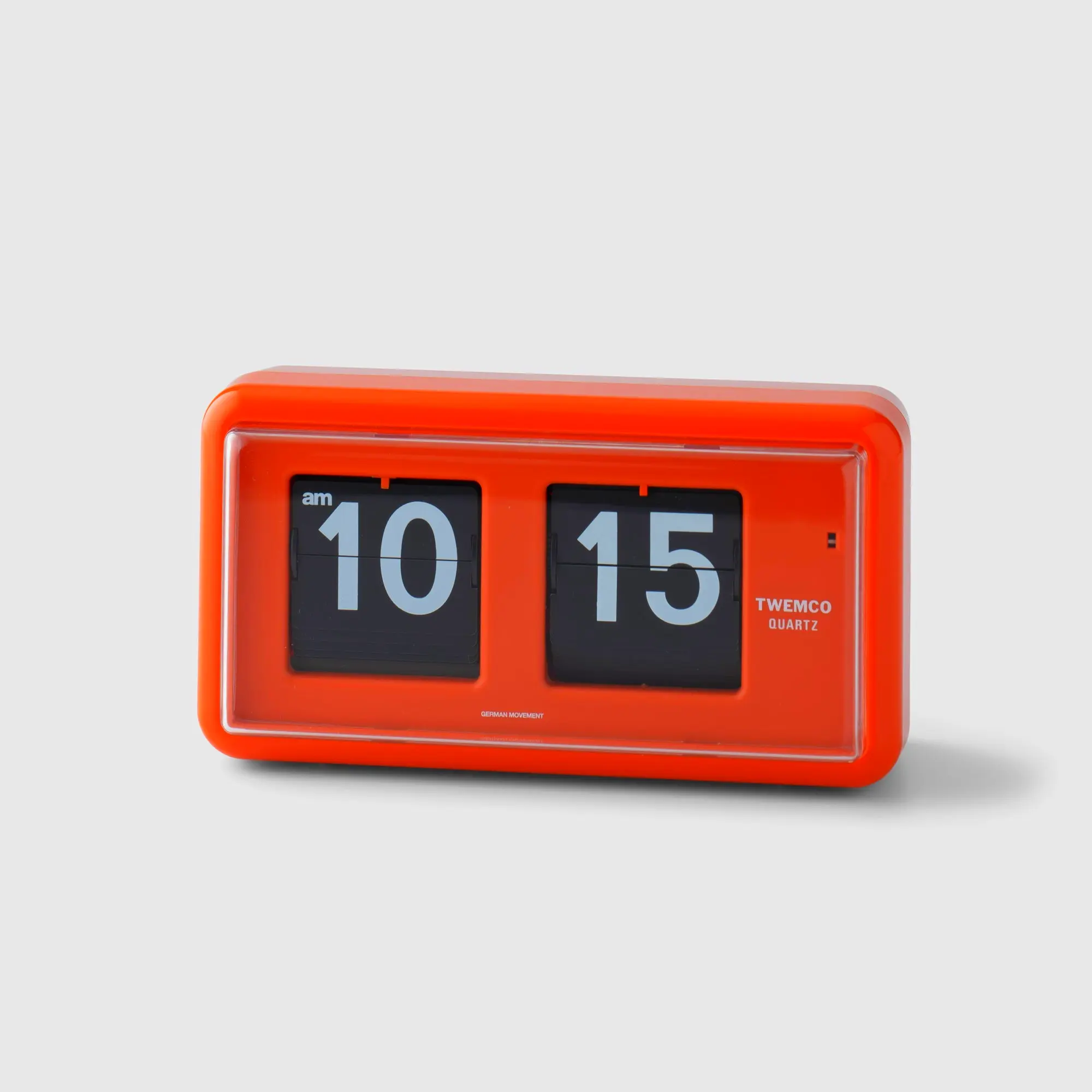 Gino Retro Flip Table Clock orange blue beige green. Classic retro style for desk or bedside.