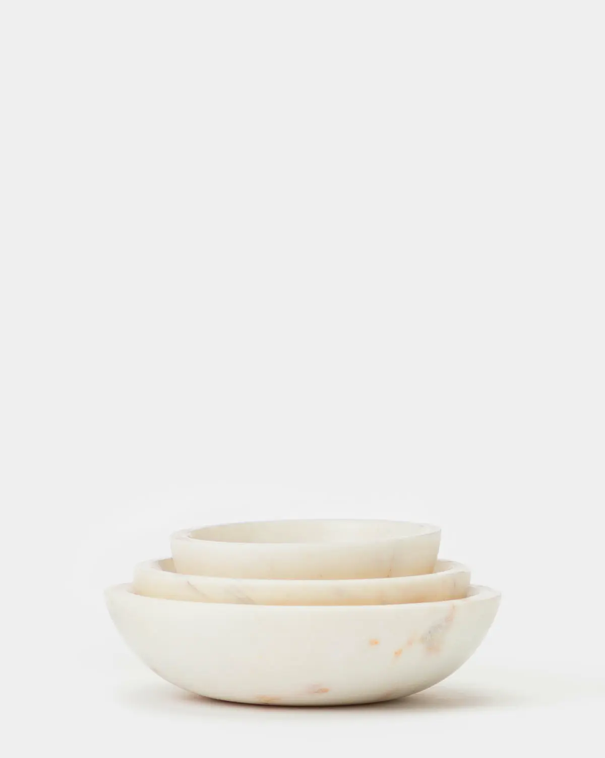 Marble Bowls Set of 3 marble nesting bowls for bath counter.