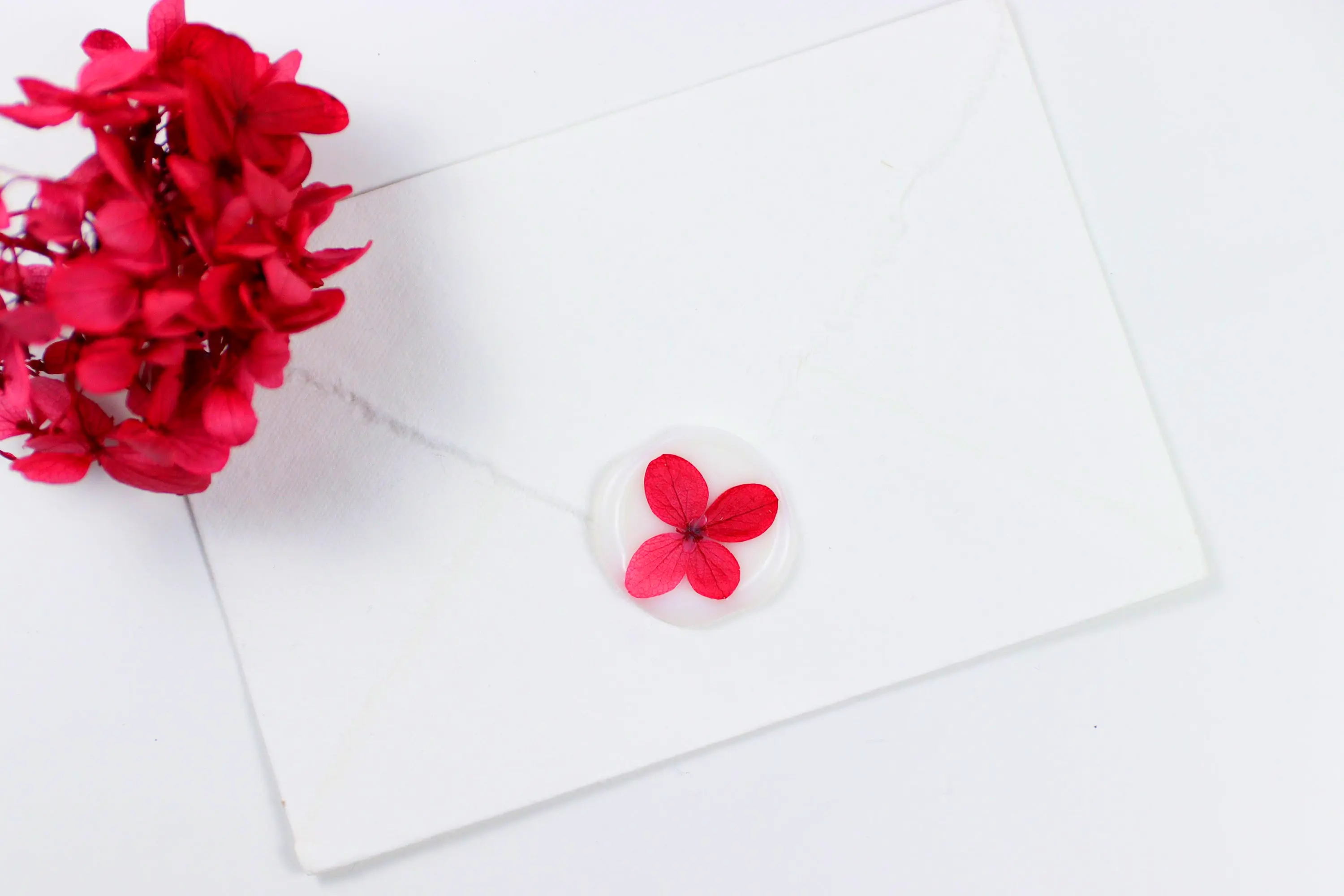 Red Hydrangea Wax Seal Pack of 10 or 25 for romantic letters or event decor.