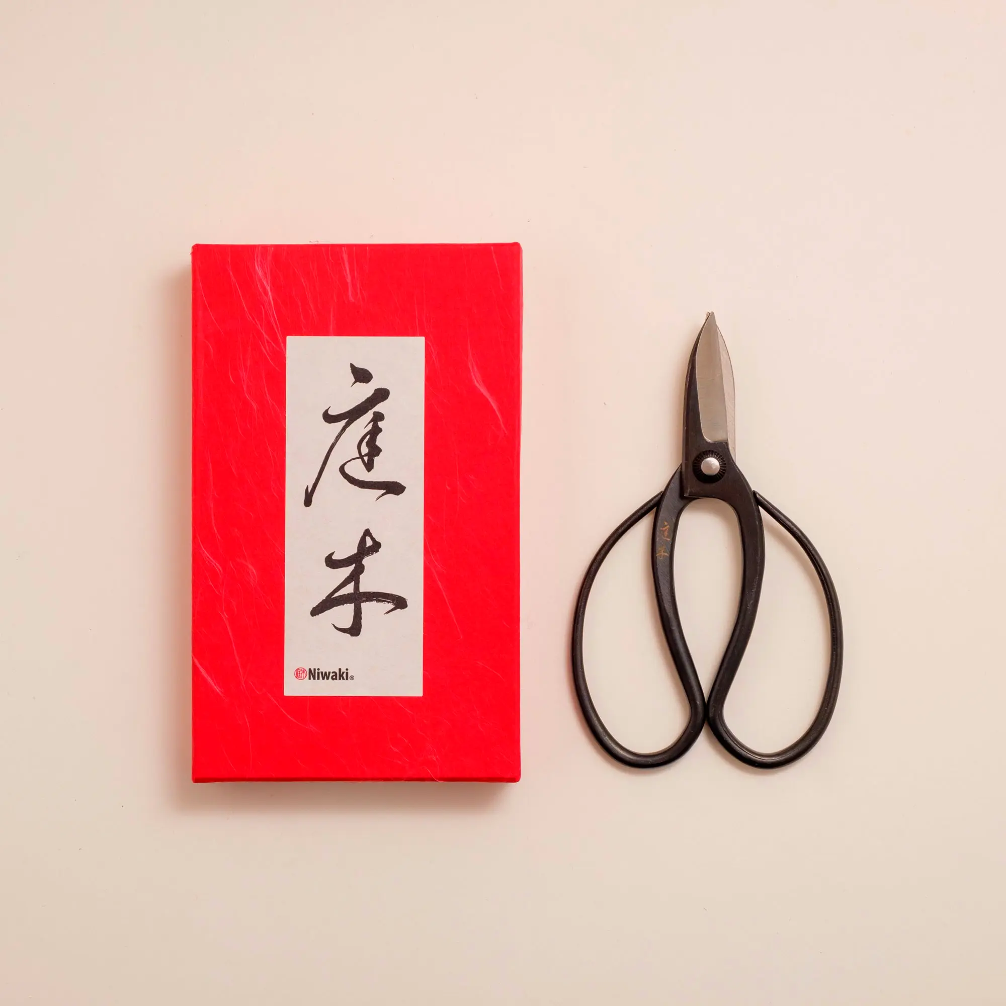 Sentei Garden Scissors – Precision garden scissors for trimming and pruning. Essential gardening tool for plant care and bonsai maintenance.